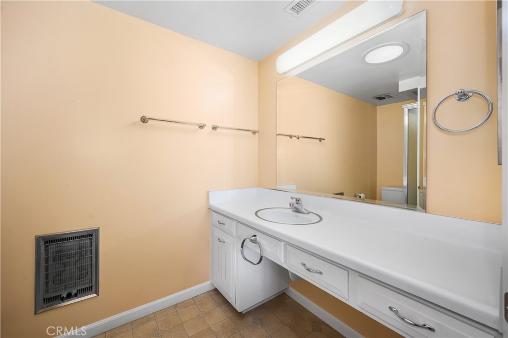 1980 McKinney Way 13P