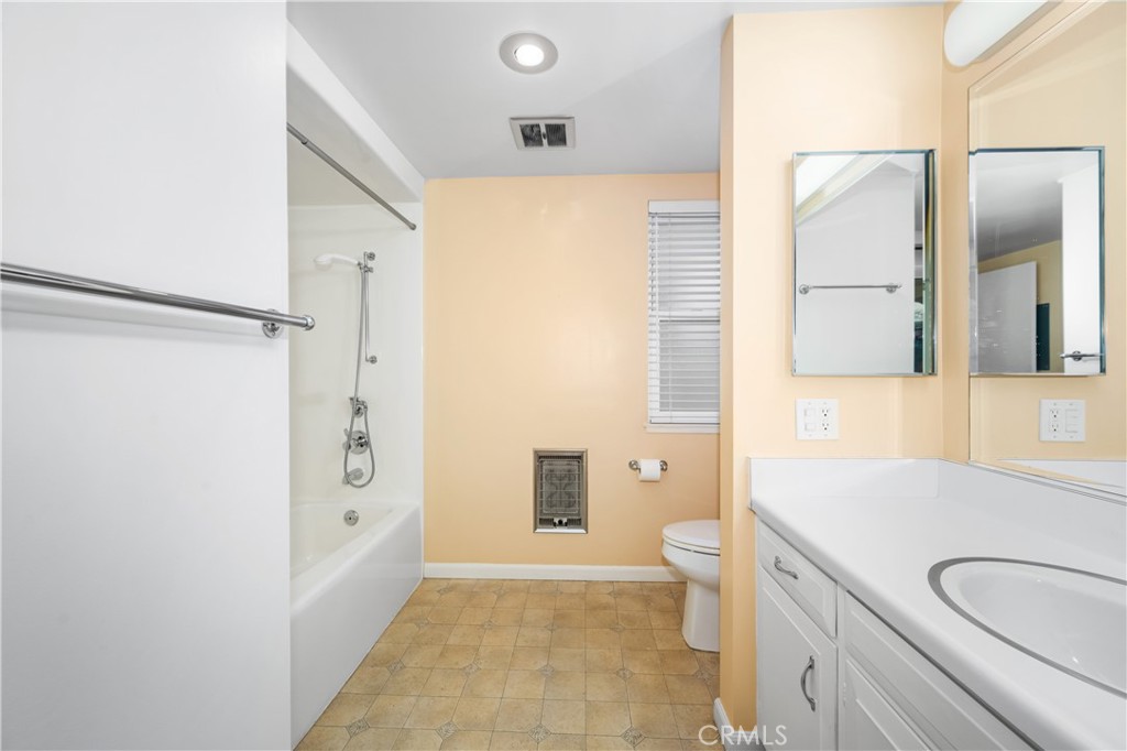 1980 McKinney Way 13P