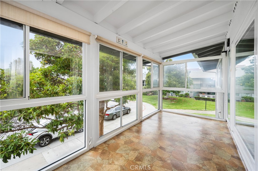 1980 McKinney Way 13P