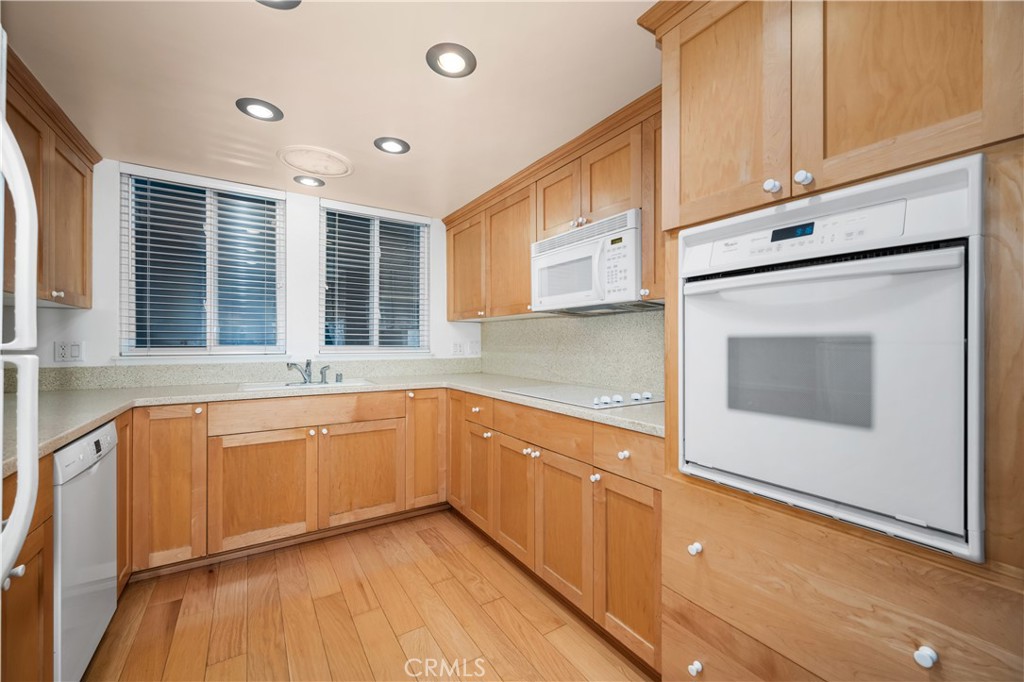 1980 McKinney Way 13P