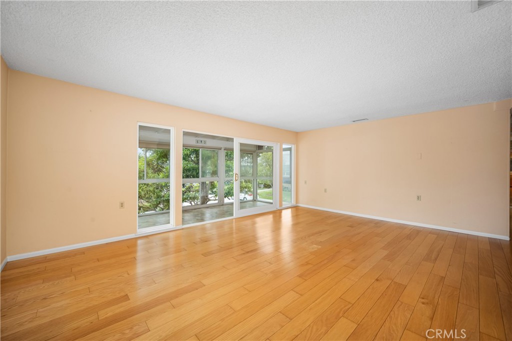 1980 McKinney Way 13P