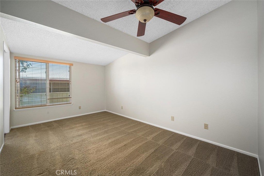 1601 Glenview Road 64K