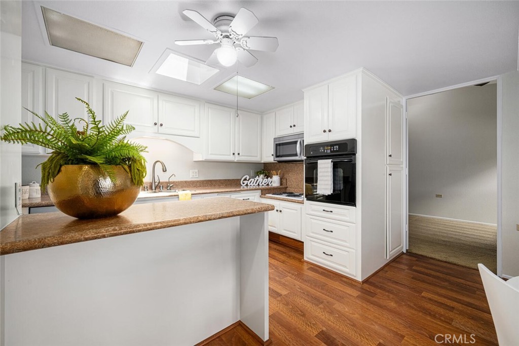 1601 Glenview Road 64K