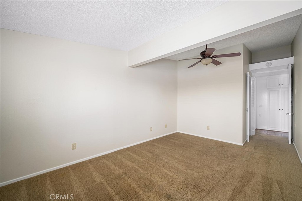 1601 Glenview Road 64K