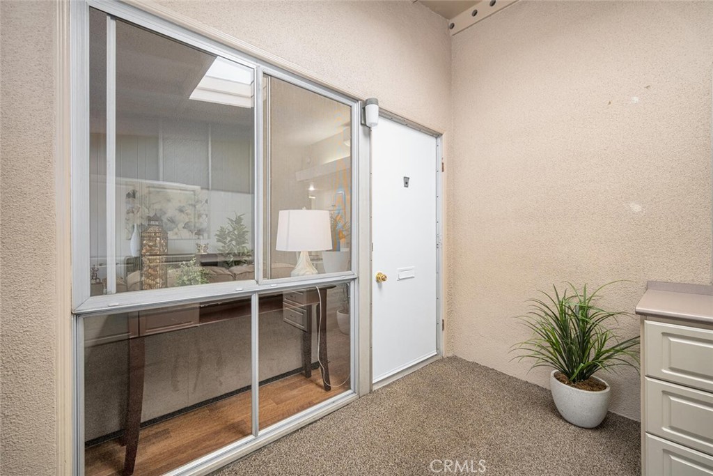 1601 Glenview Road 64K