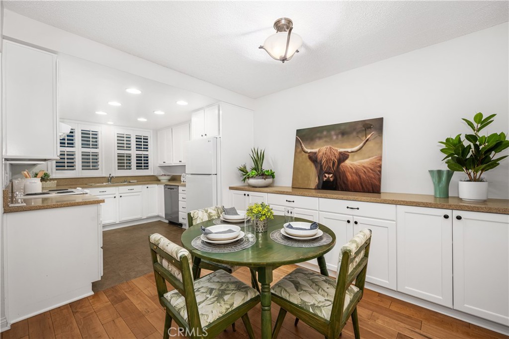 1930 St John Road 29D