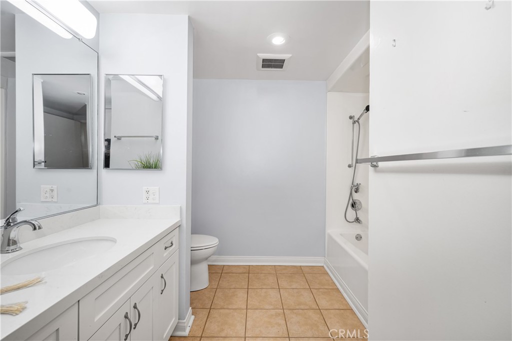 1930 St John Road 29D