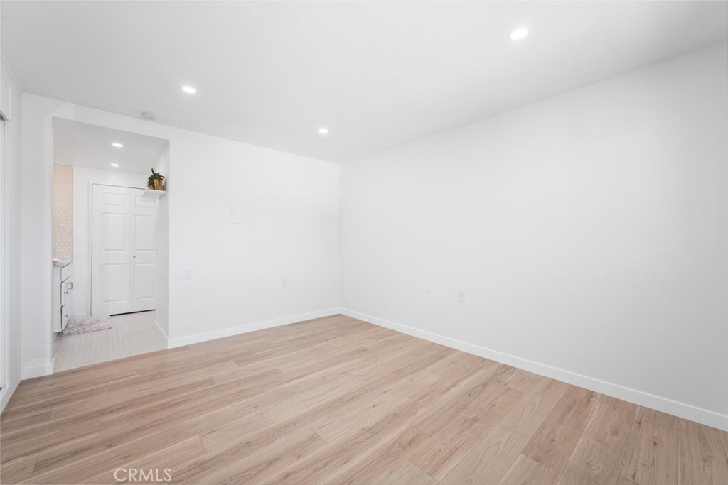 2338 Avenida Sevilla N