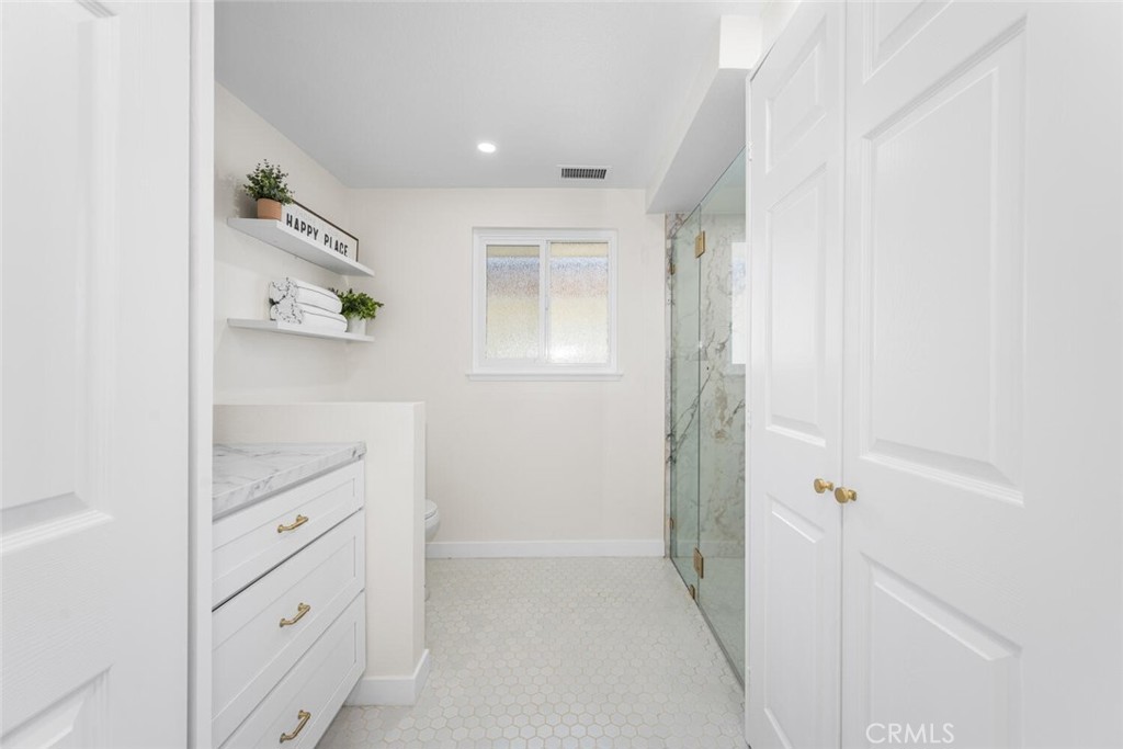 2338 Avenida Sevilla N