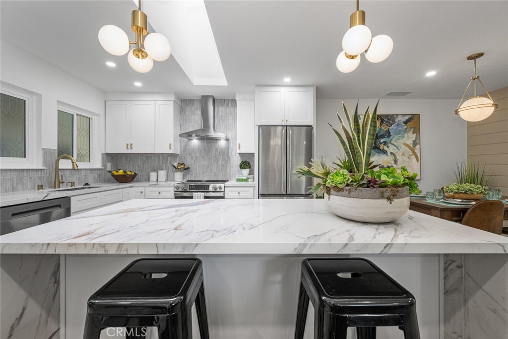 2338 Avenida Sevilla N