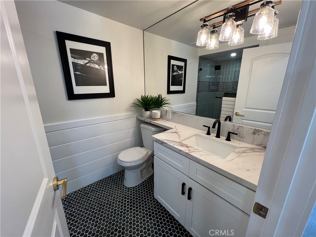 2338 Avenida Sevilla N