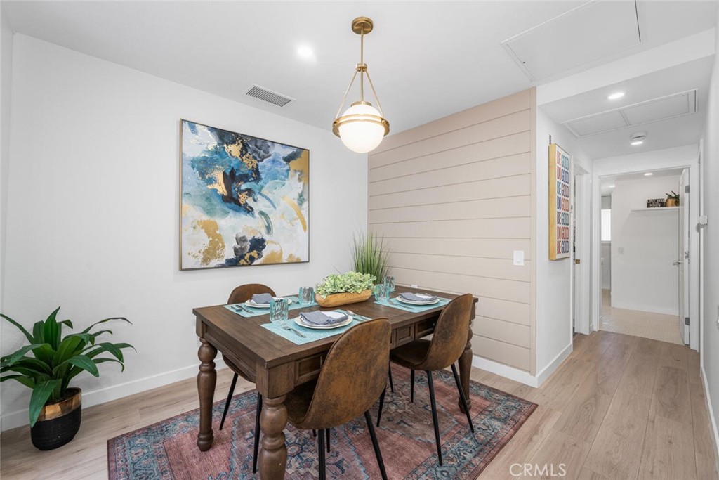 2338 Avenida Sevilla N