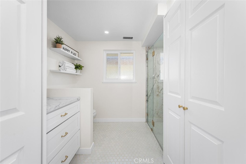 2338 Avenida Sevilla N