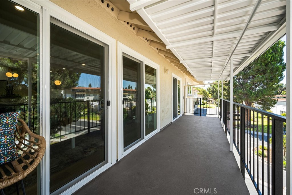 2338 Avenida Sevilla N