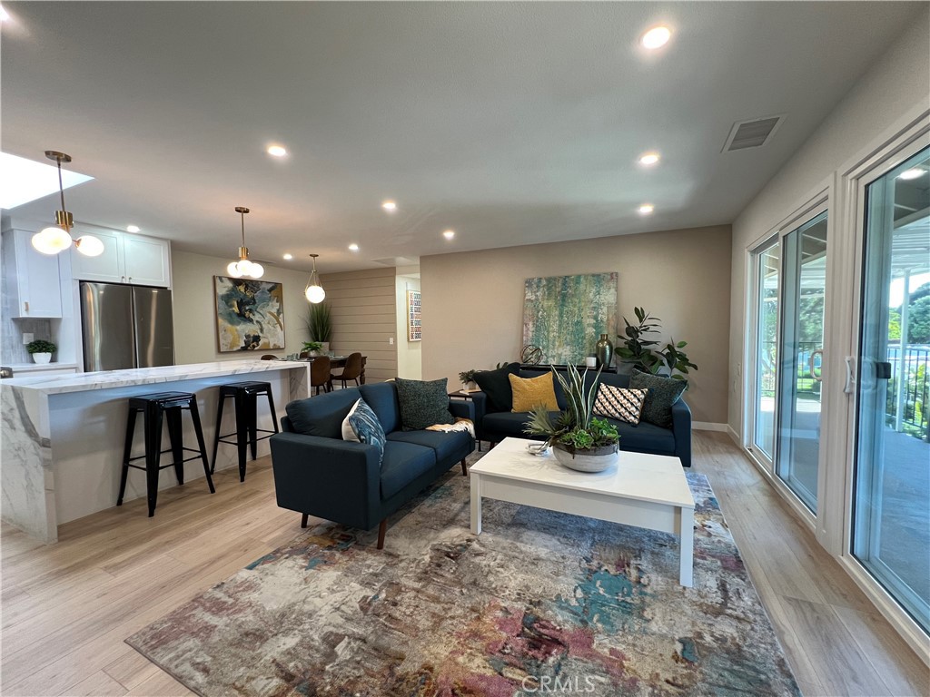 2338 Avenida Sevilla N