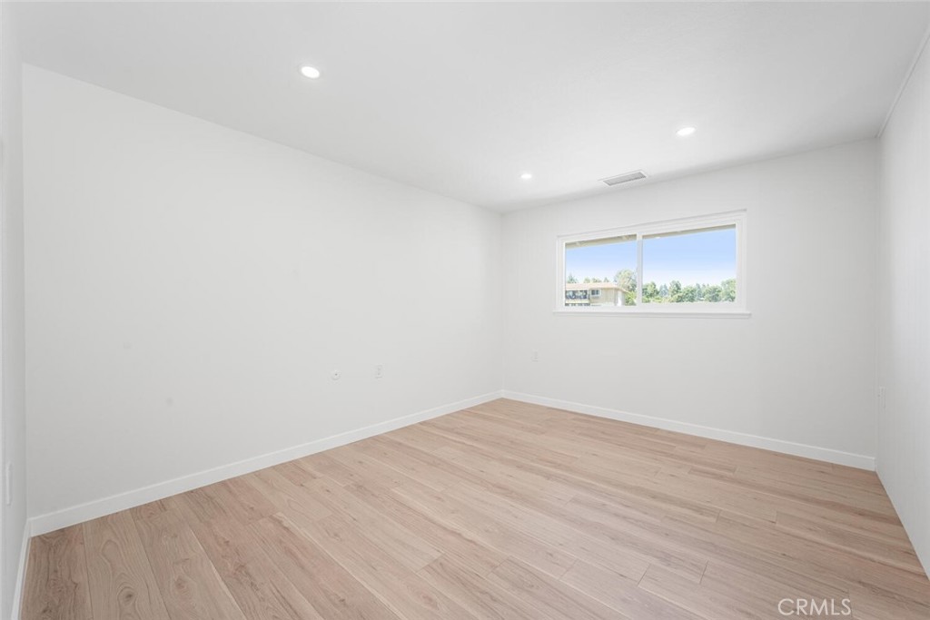 2338 Avenida Sevilla N