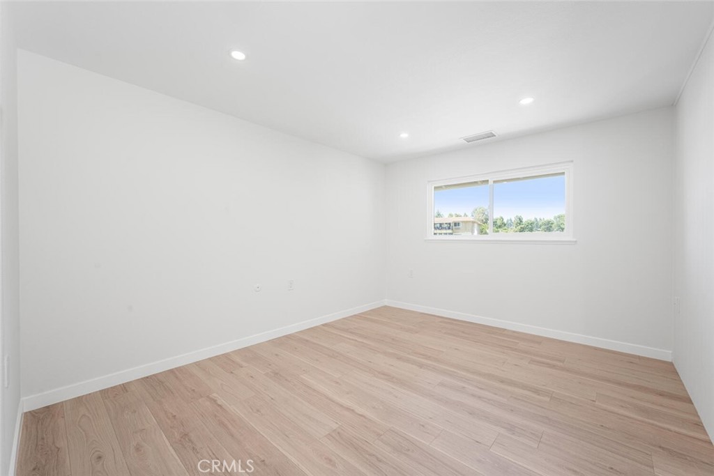 2338 Avenida Sevilla N