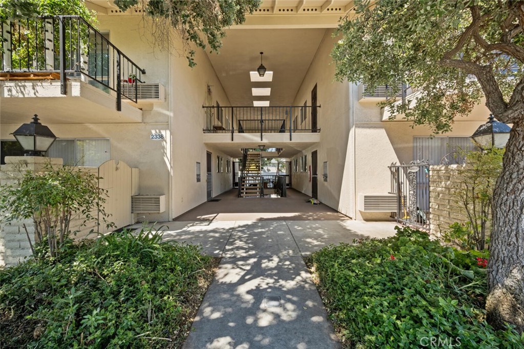 2338 Avenida Sevilla N