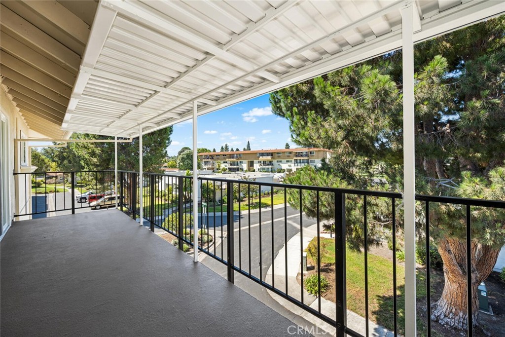 2338 Avenida Sevilla N