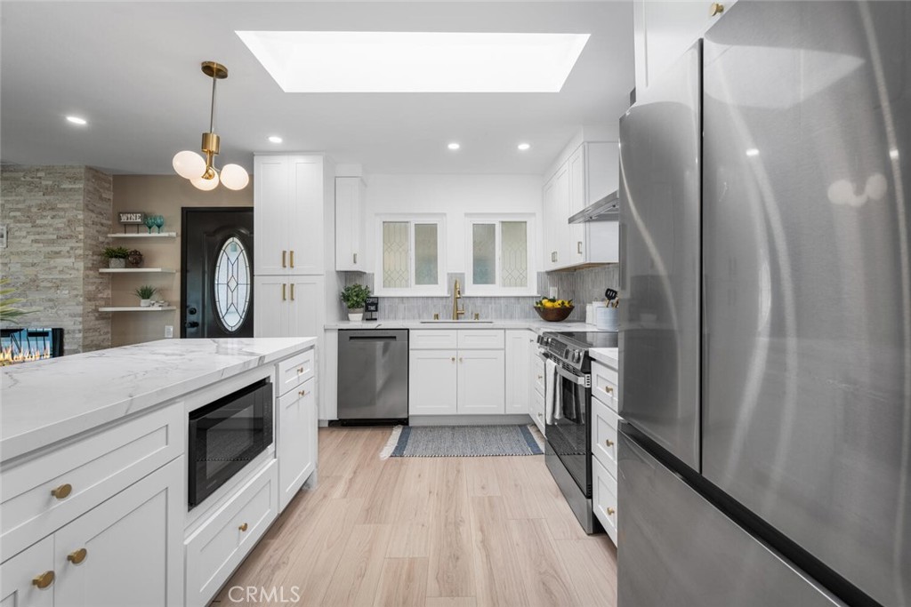 2338 Avenida Sevilla N