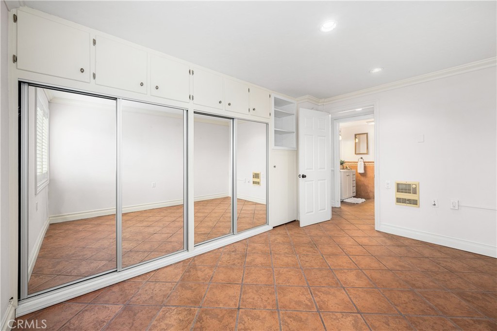 1920 McKinney Way 17A