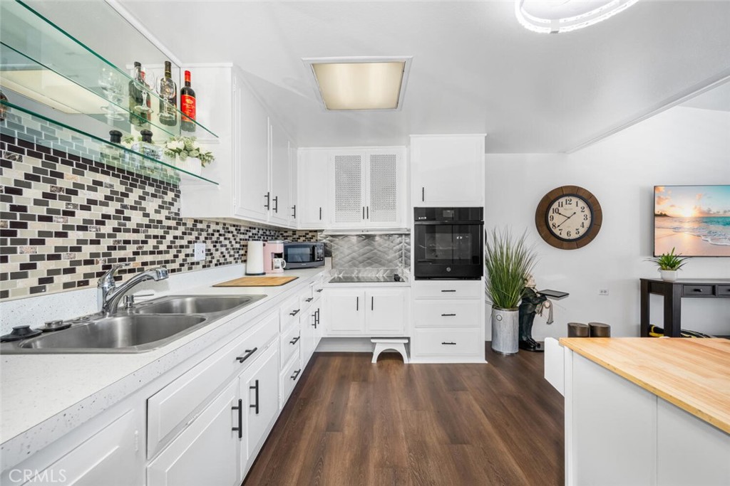 13721 Alderwood Lane 28C