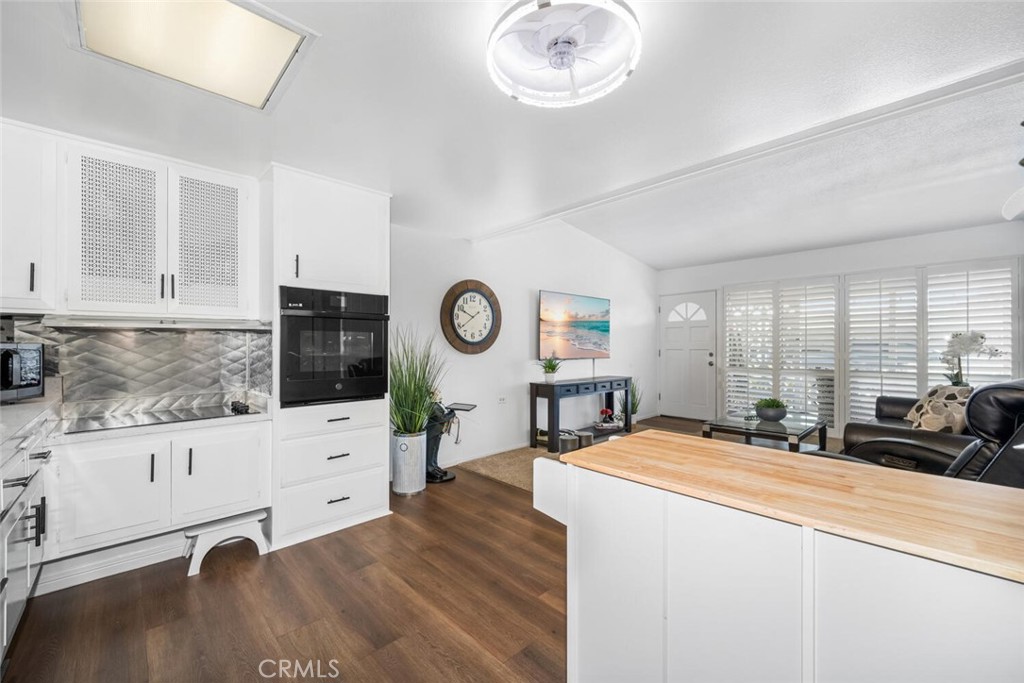 13721 Alderwood Lane 28C