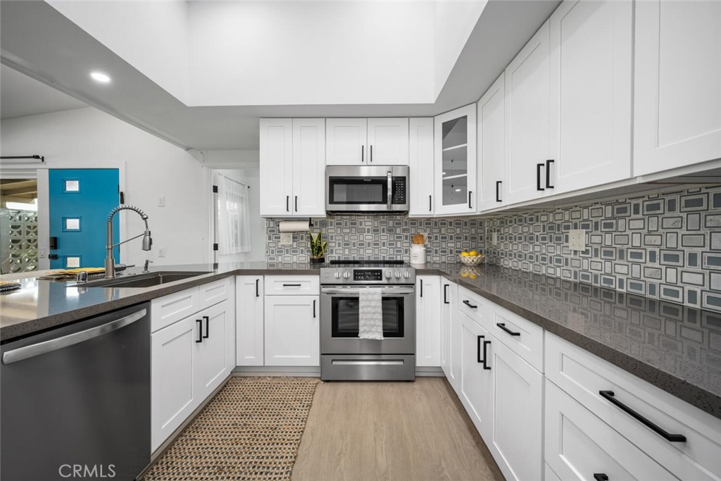 13160 Nassau Drive 211L