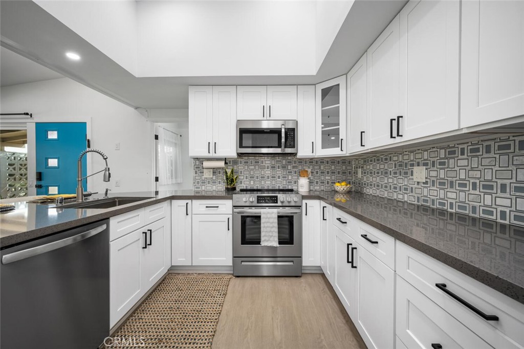 13160 Nassau Drive 211L