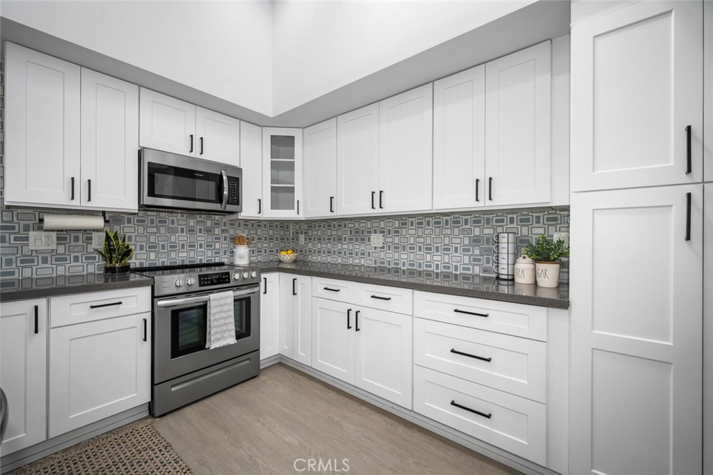 13160 Nassau Drive 211L