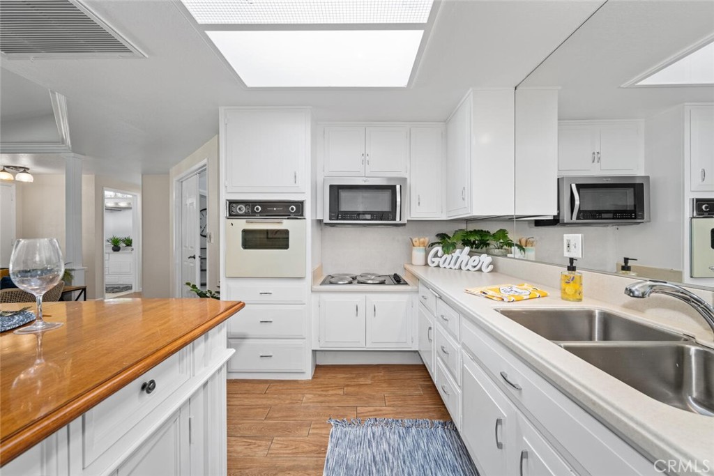 13061 Del Monte Drive 277L