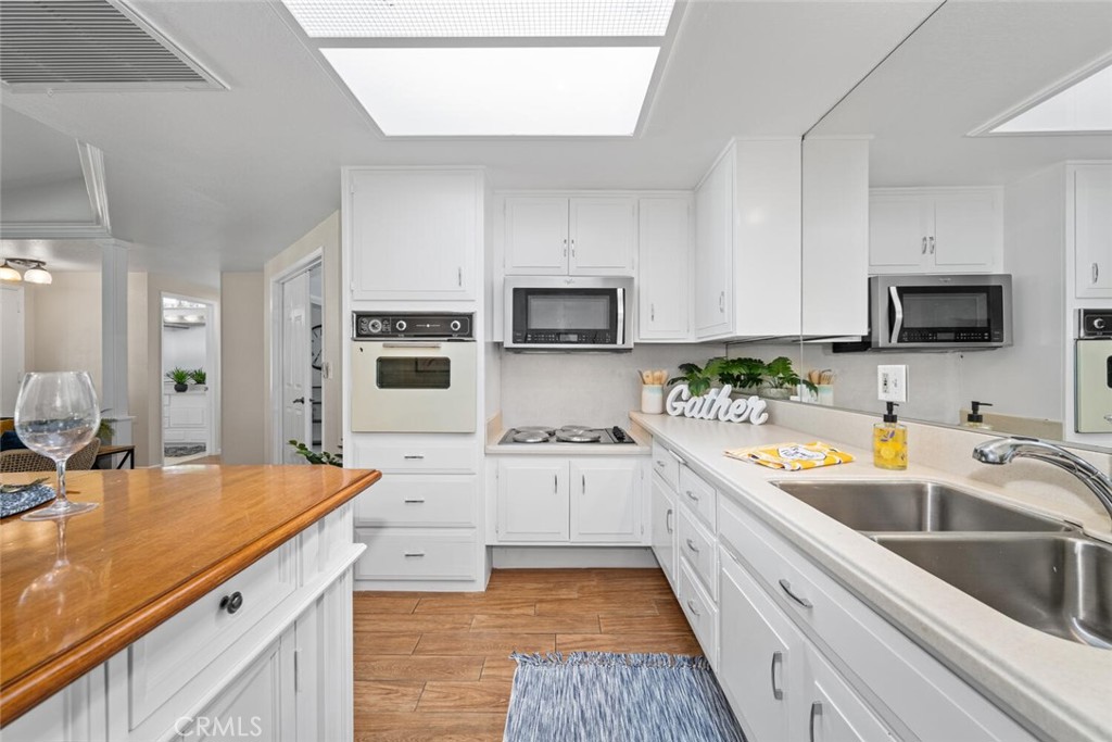 13061 Del Monte Drive 277L