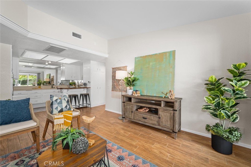 13061 Del Monte Drive 277L