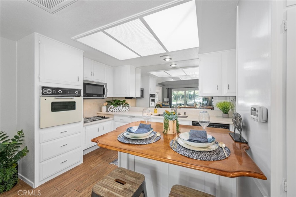 13061 Del Monte Drive 277L