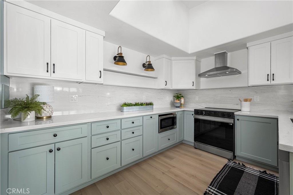 1641 Monterey Road 18E