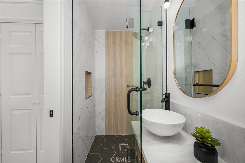 1641 Monterey Road 18E