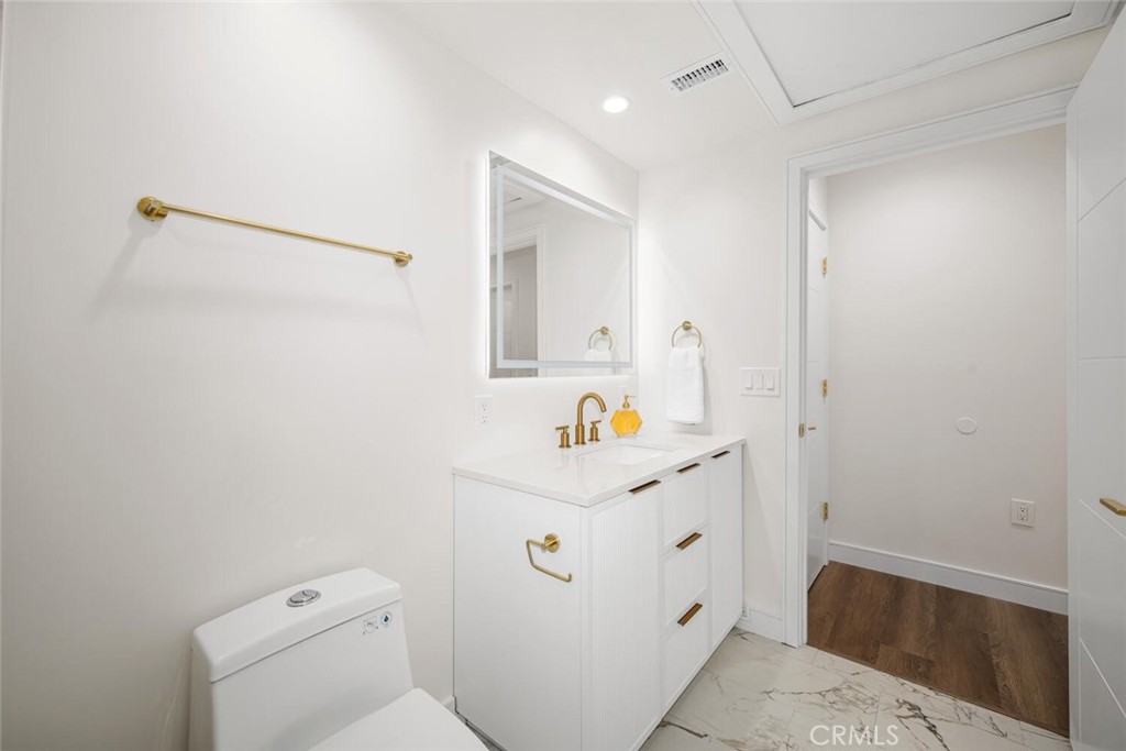 1271 Kenwood Road 163L