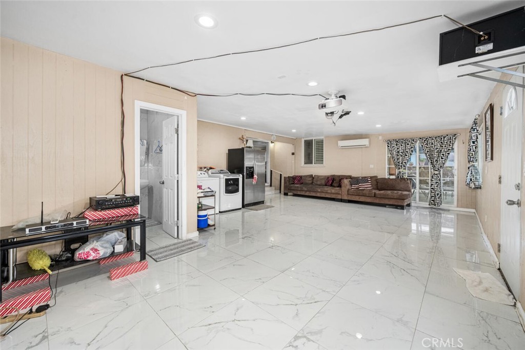 11721 Palmwood Drive