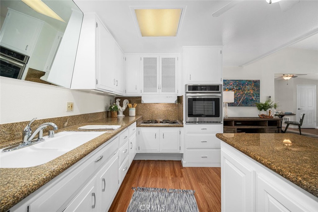 1240 Oakmont Road 52i