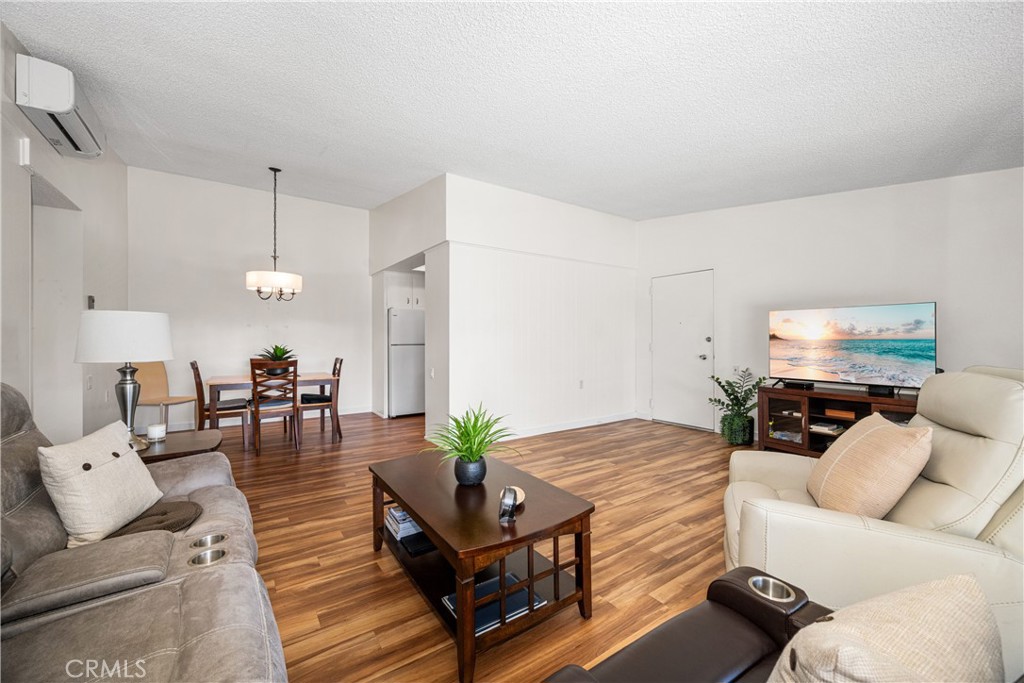 1981 McKinney Way 14K