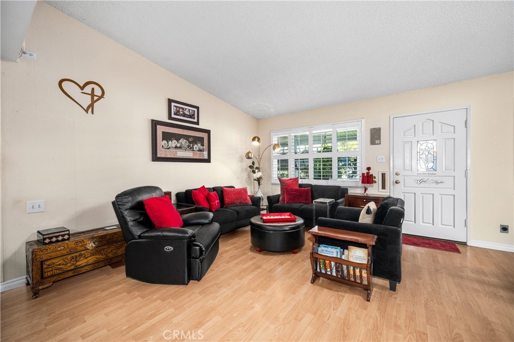 1301 Skokie Road NE 27H