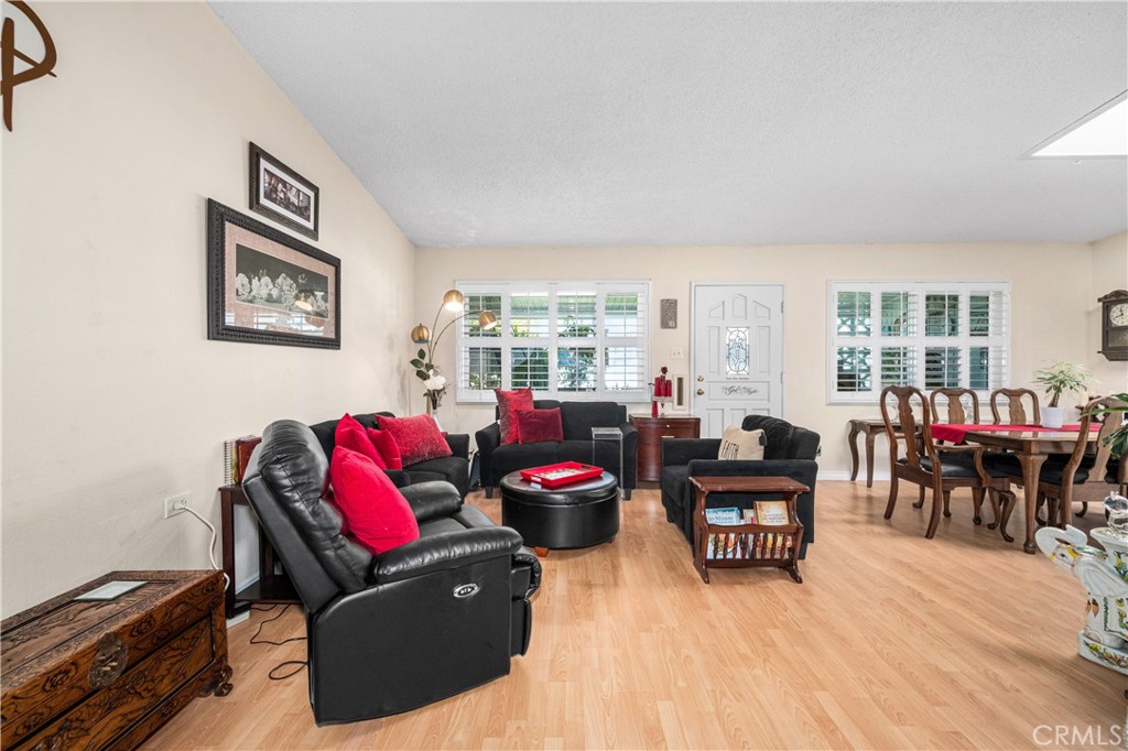 1301 Skokie Road NE 27H