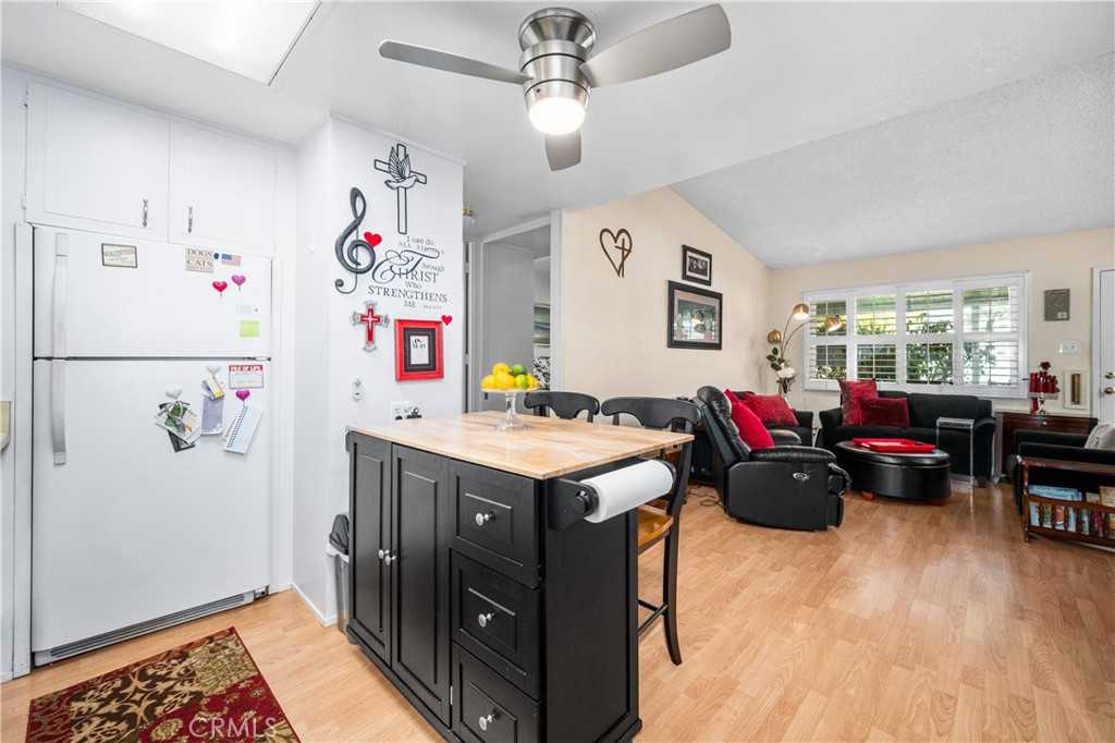 1301 Skokie Road NE 27H