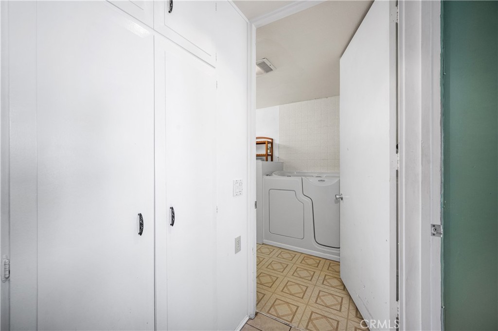 1502 Golden Rain Road 46J