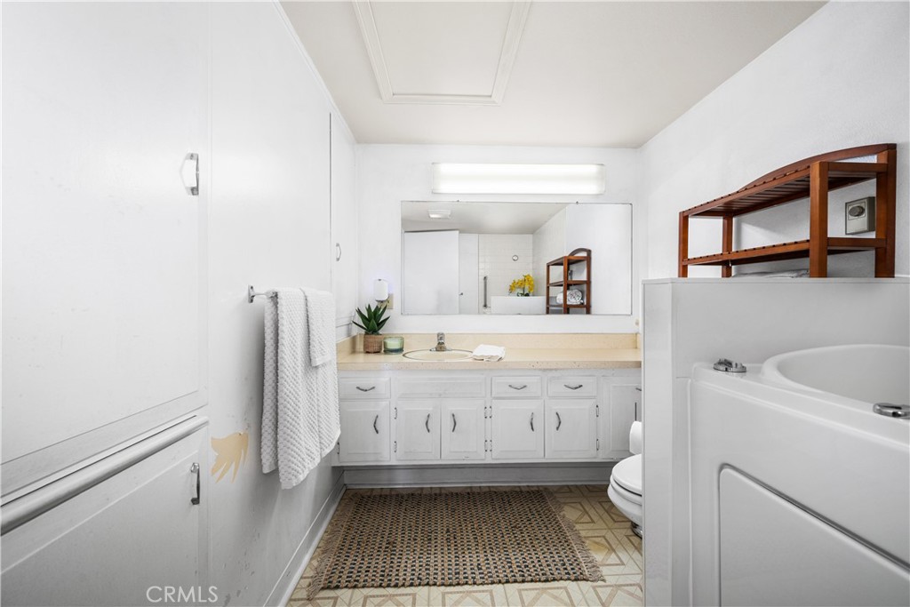 1502 Golden Rain Road 46J