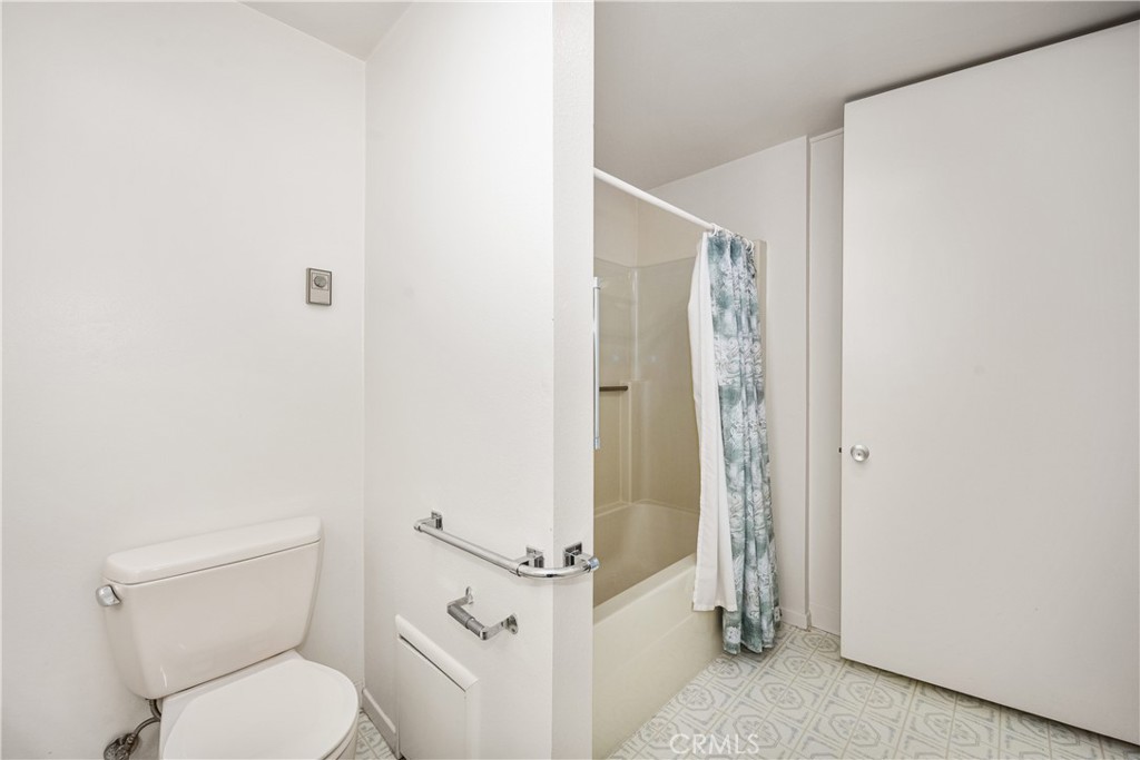 13751 St Andrews Drive 33j