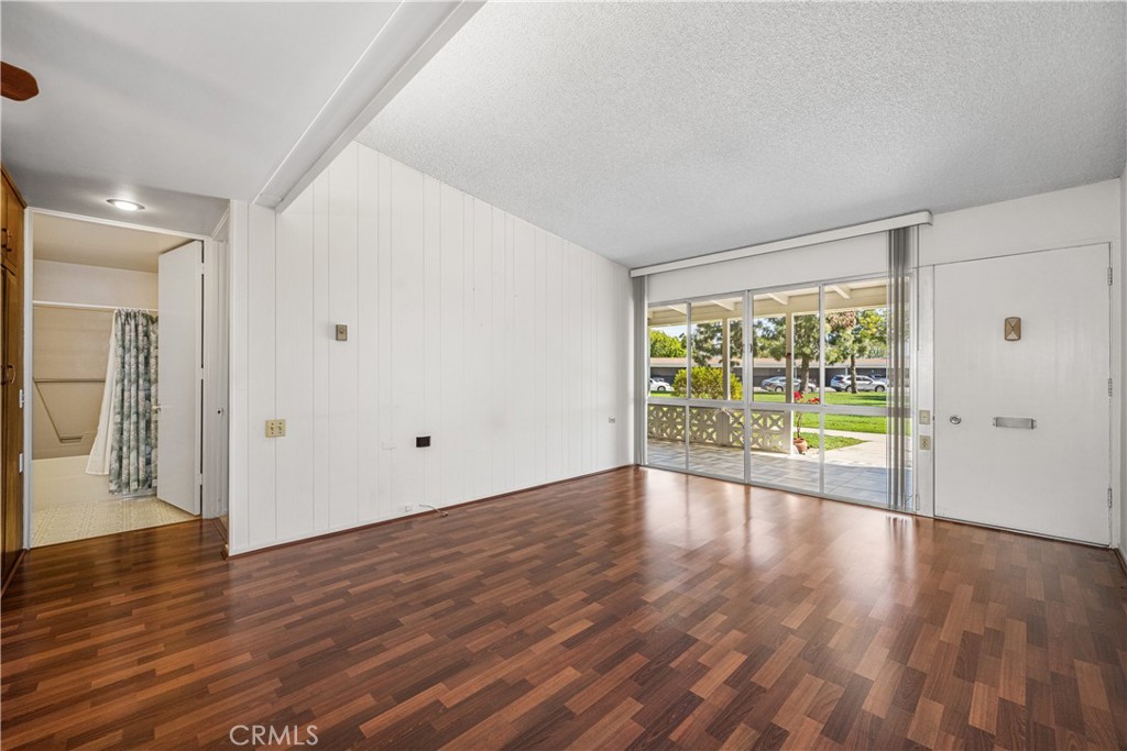 13751 St Andrews Drive 33j