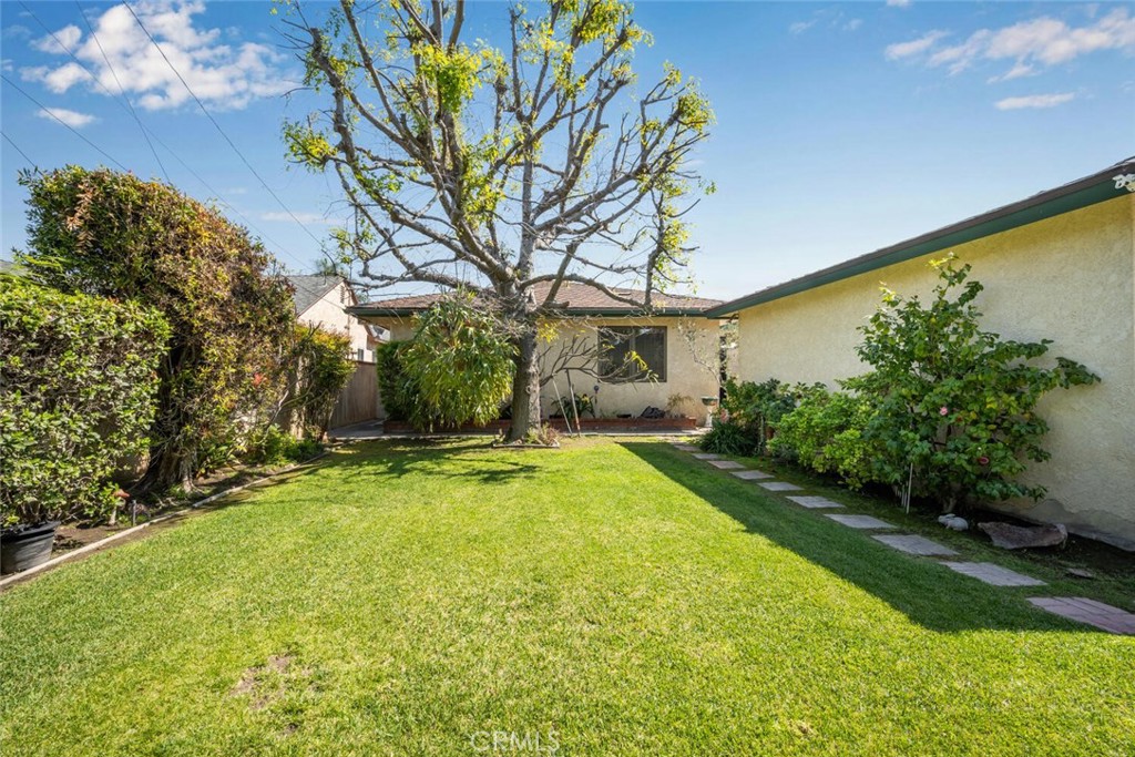 10253 Hopeland