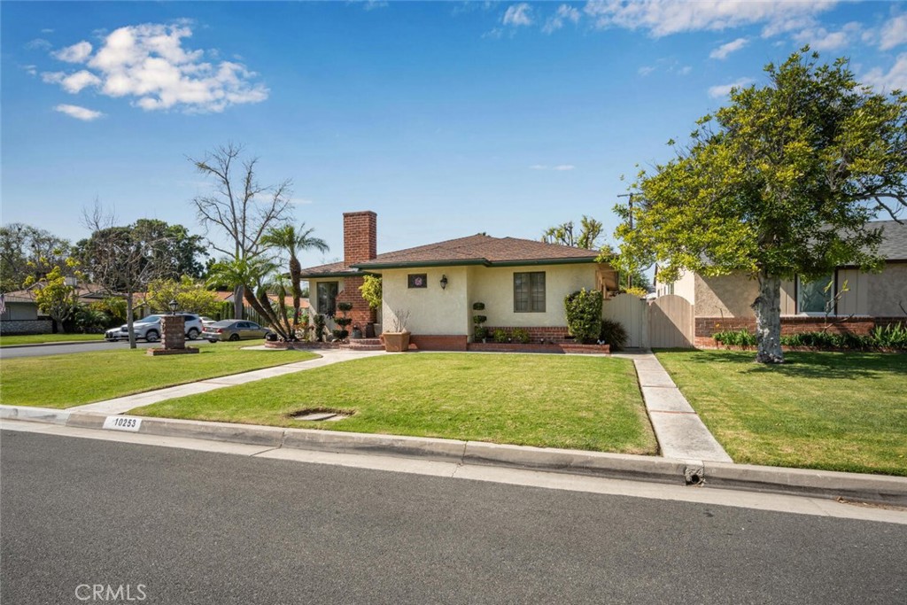 10253 Hopeland