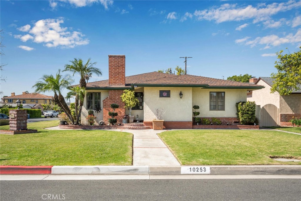 10253 Hopeland